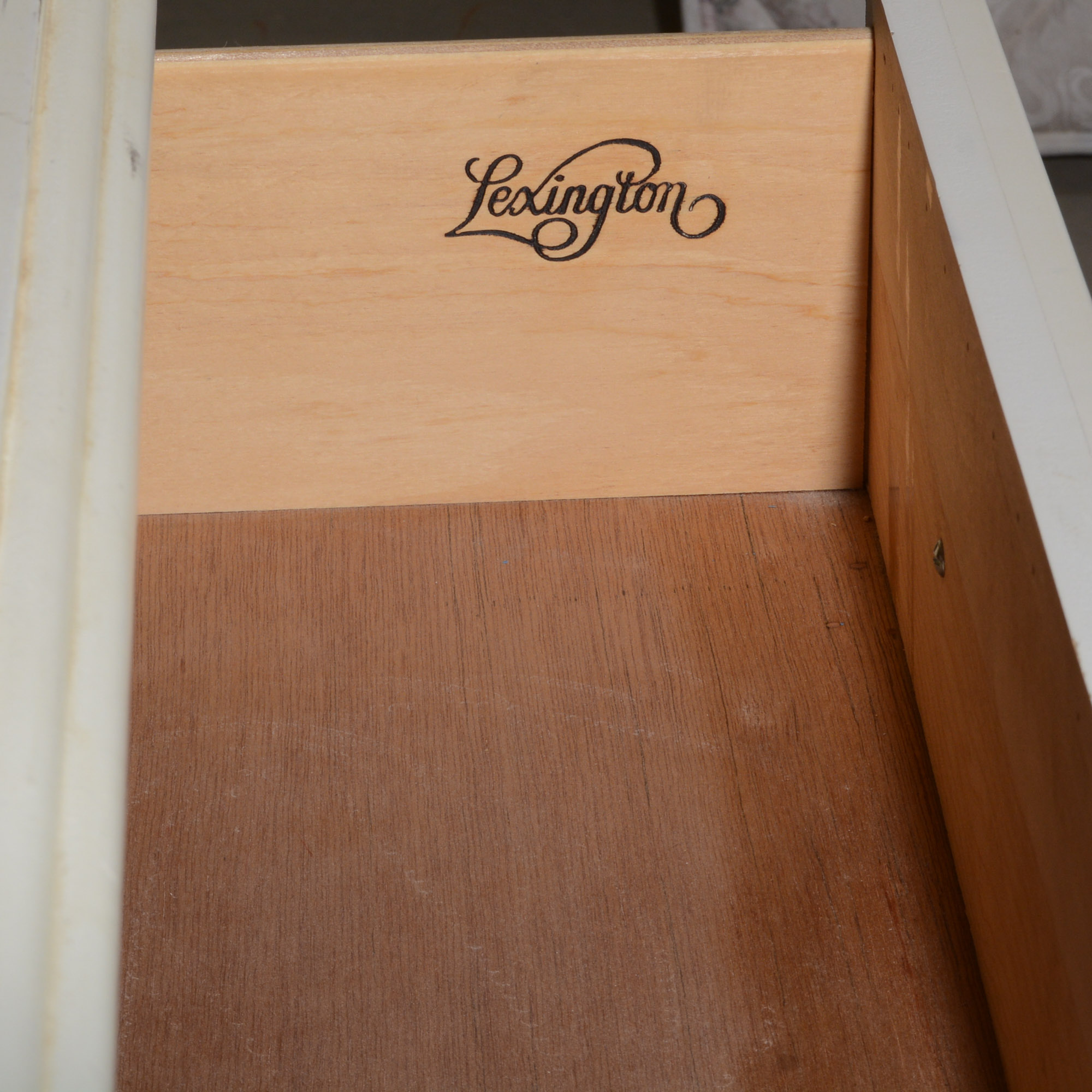 Girls Lexington Trundle Sleigh Bed and Dresser