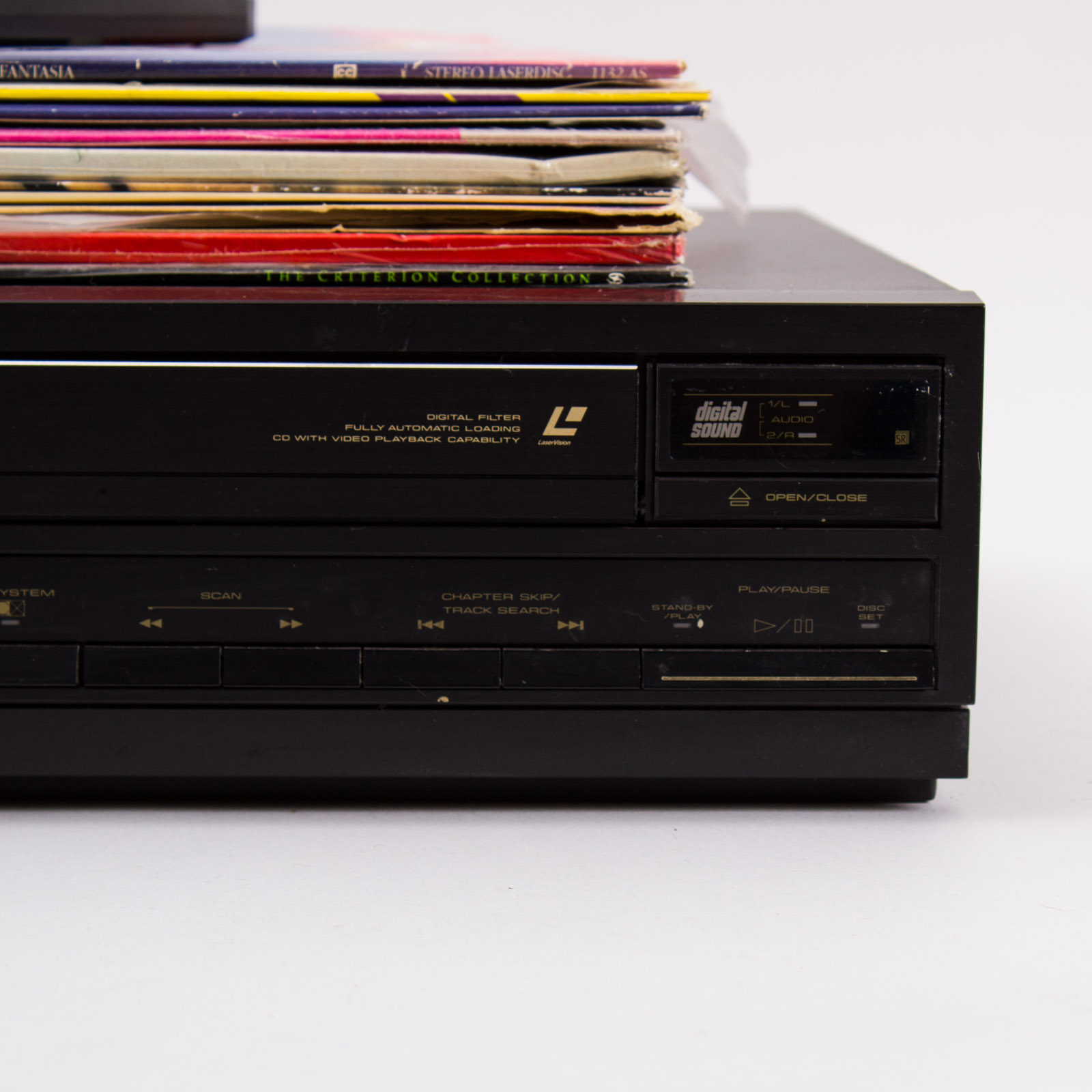 Pioneer Compact Disc/Laservision Player With Assorted LaserDiscs