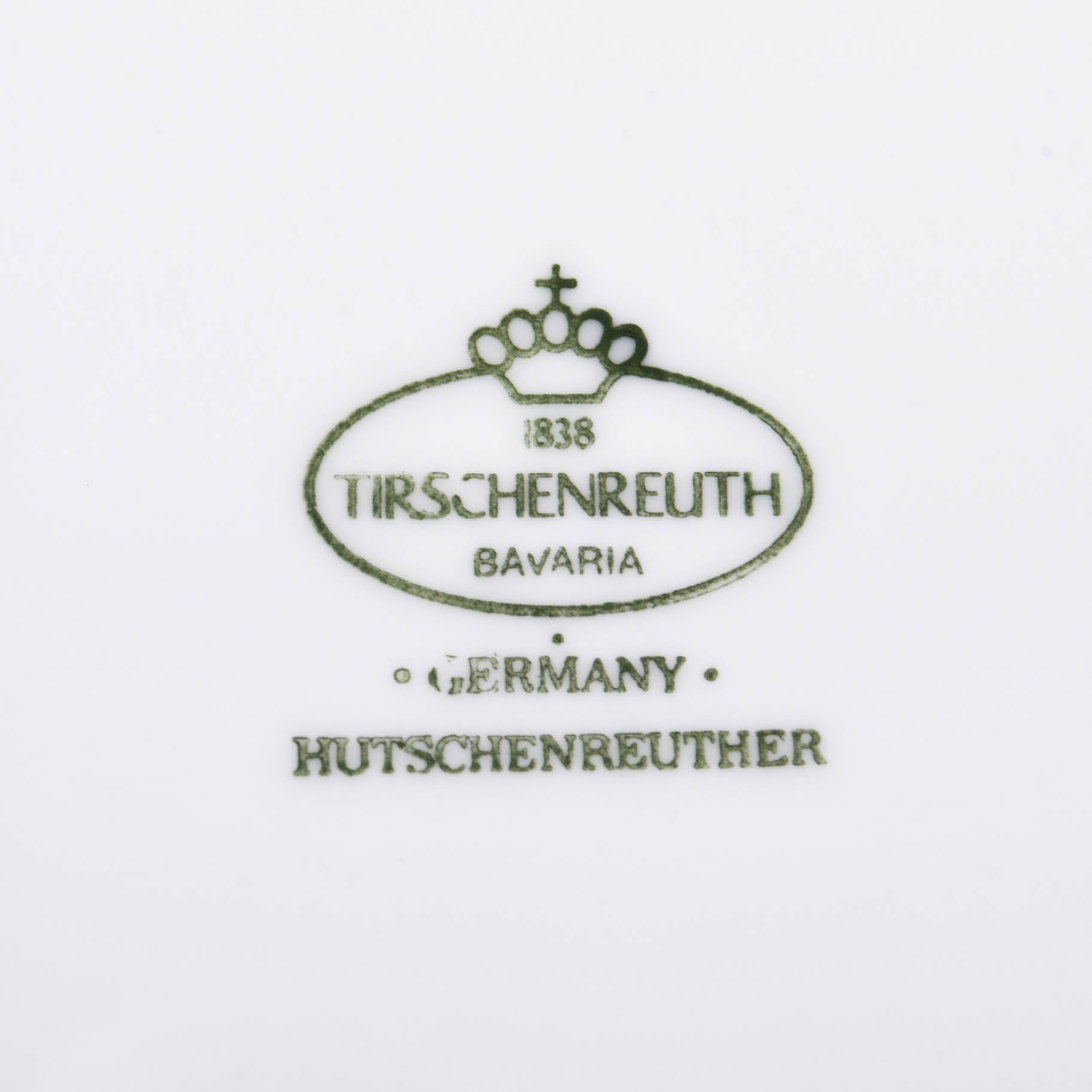 Tirschenreuth “Baronesse White” China Service for 16