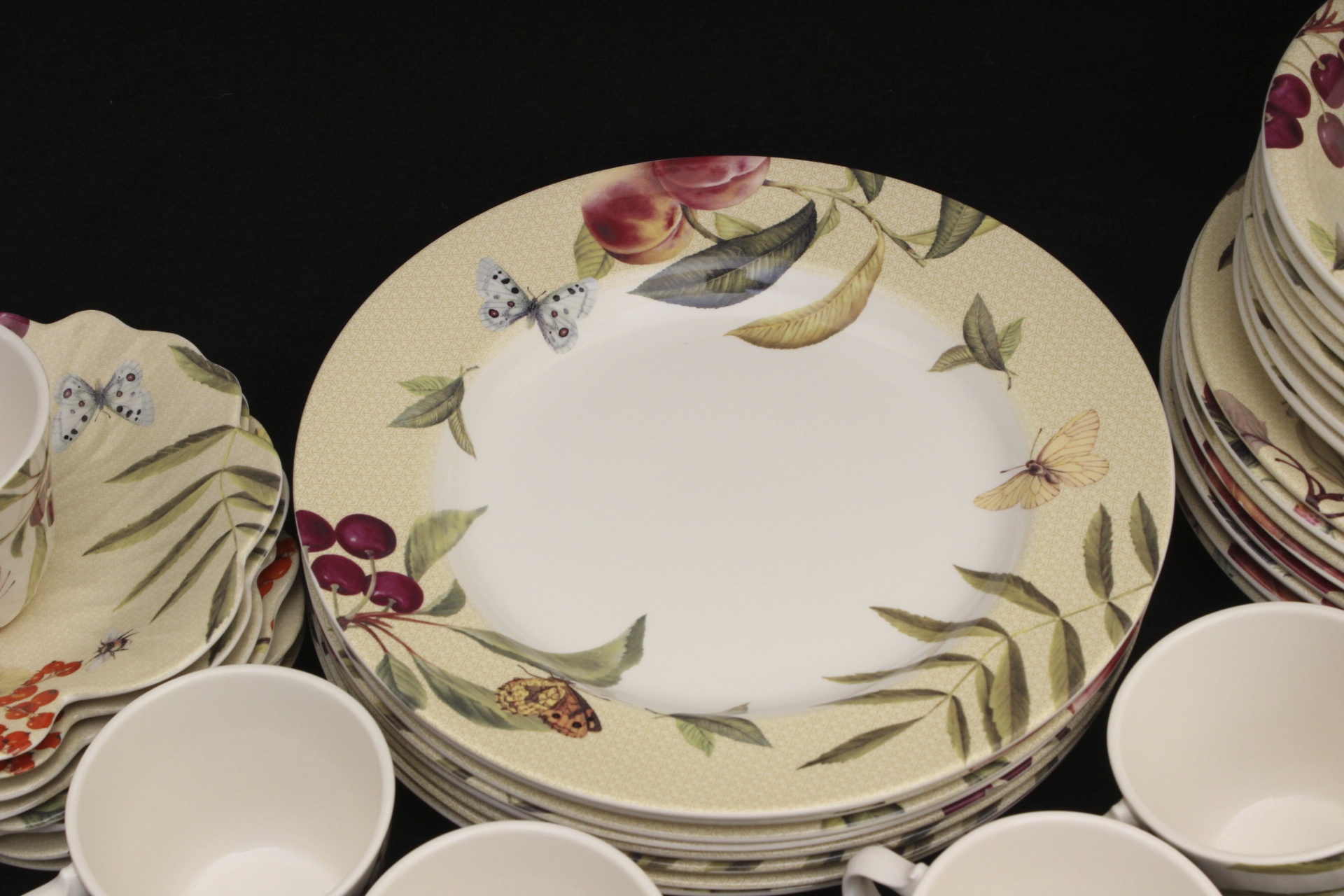 Spode Fruit Haven Dinner Service