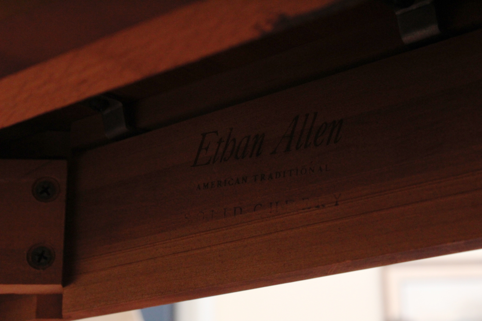 Ethan Allen "American Traditional" Cherry Dining Table