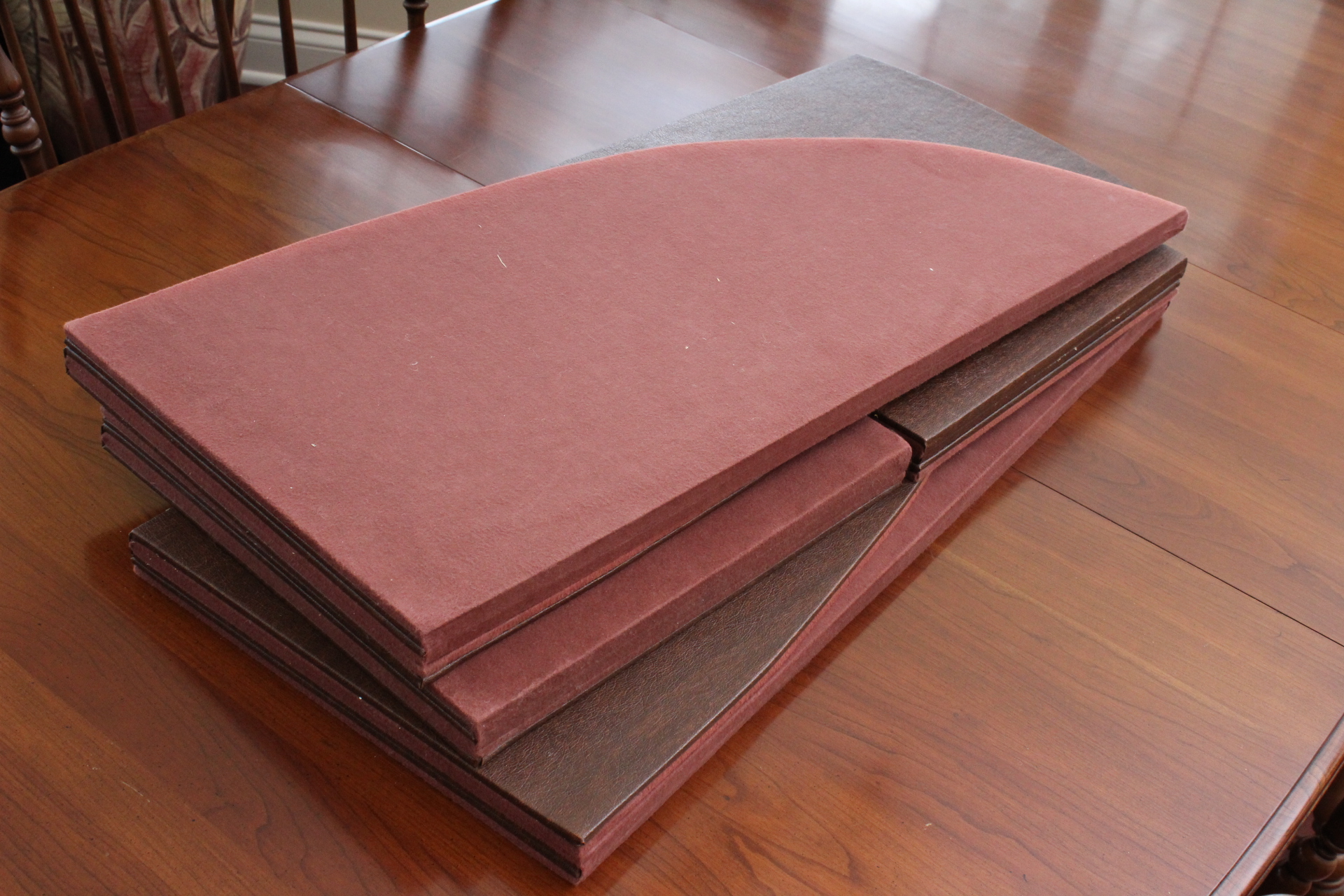 Ethan Allen "American Traditional" Cherry Dining Table