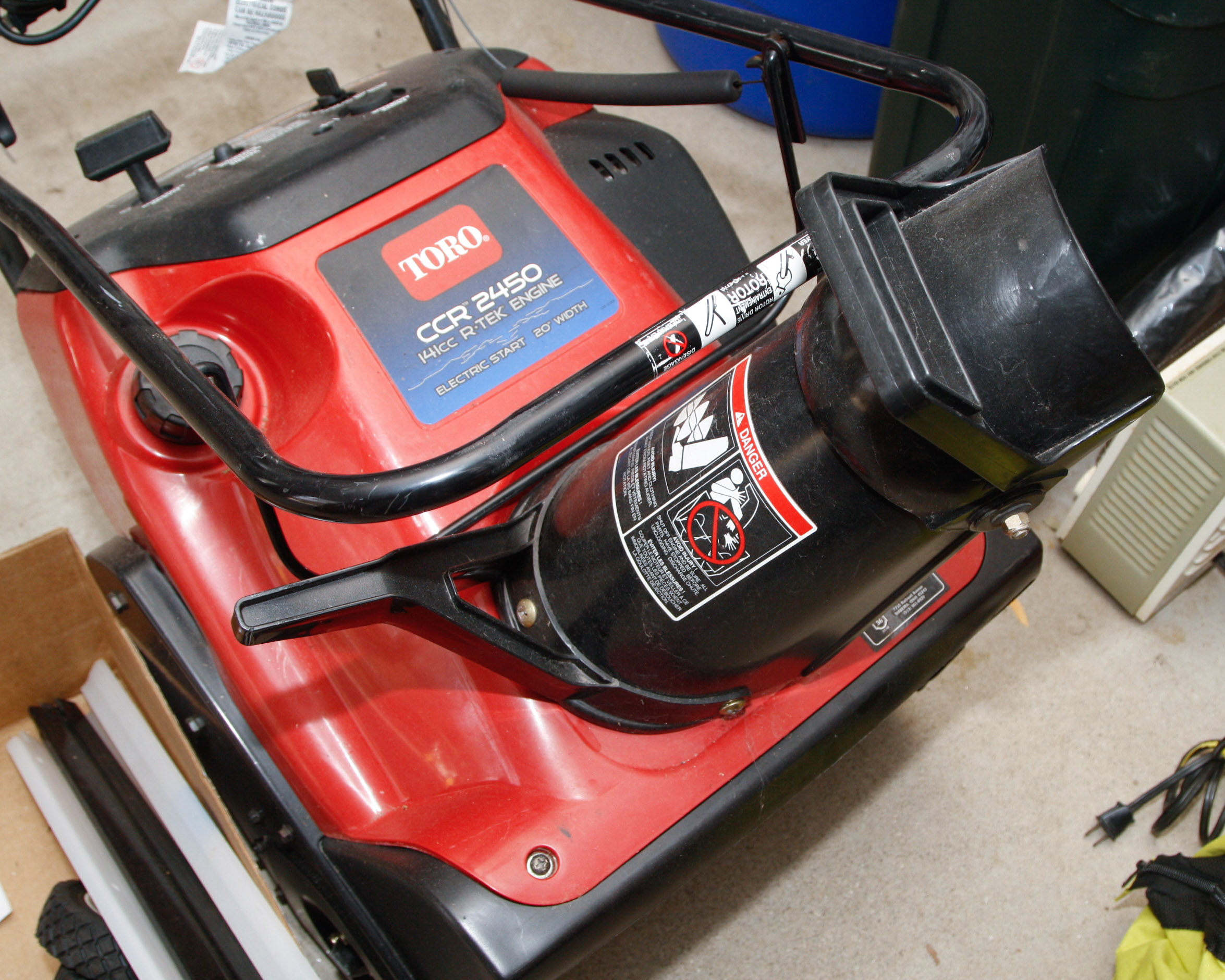 Toro CCR 2450 Snow Blower