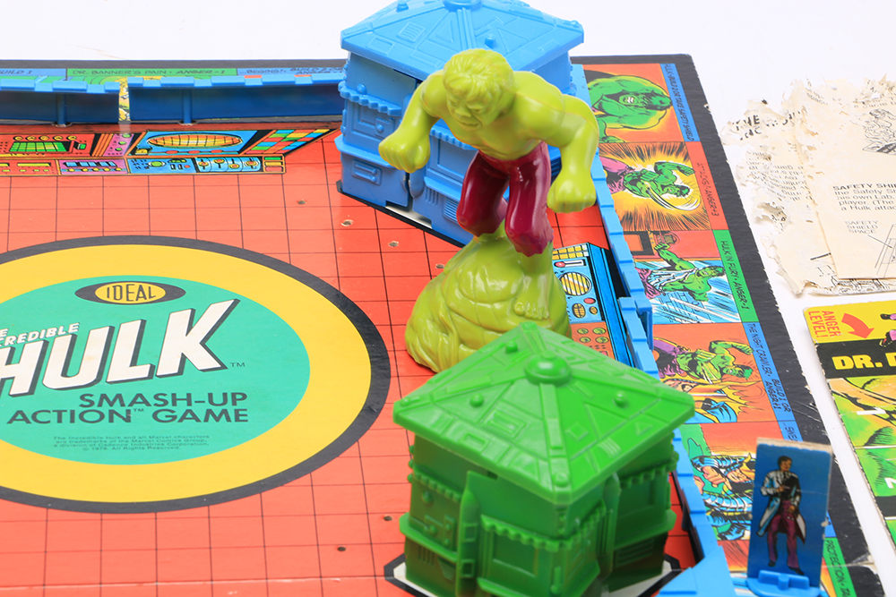 "The Incredible Hulk Smash-Up Action" Board Game