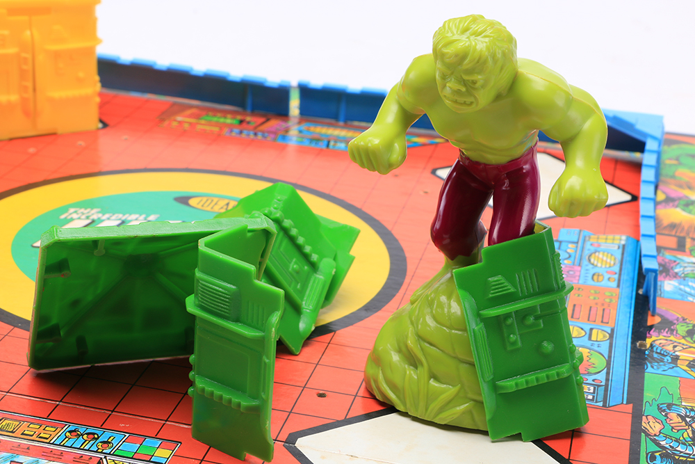 "The Incredible Hulk Smash-Up Action" Board Game
