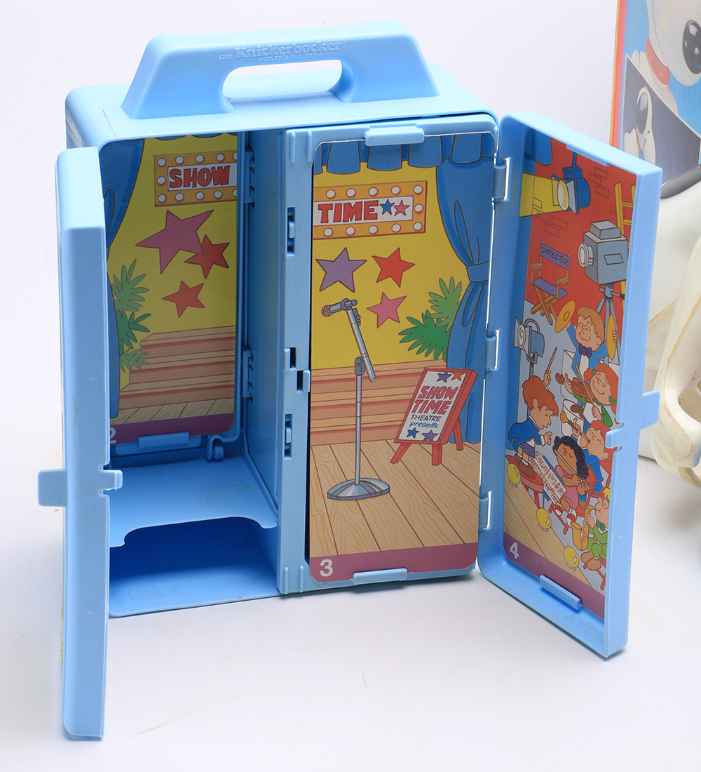 1980s Knickerbocker "Snoopy & Belle" Fashion Dolls with Other Vintage Snoopy Toys