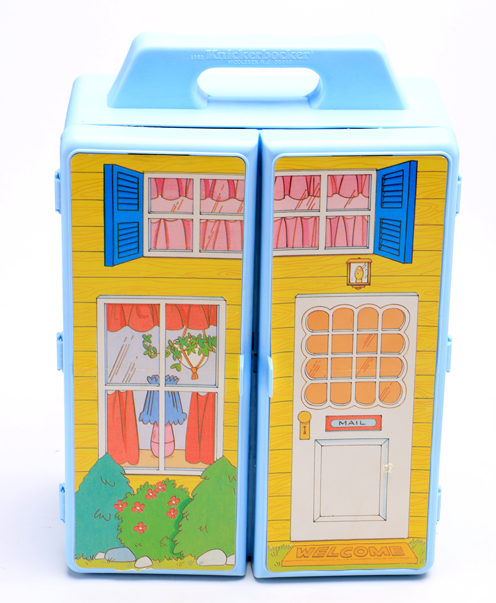 1980s Knickerbocker "Snoopy & Belle" Fashion Dolls with Other Vintage Snoopy Toys