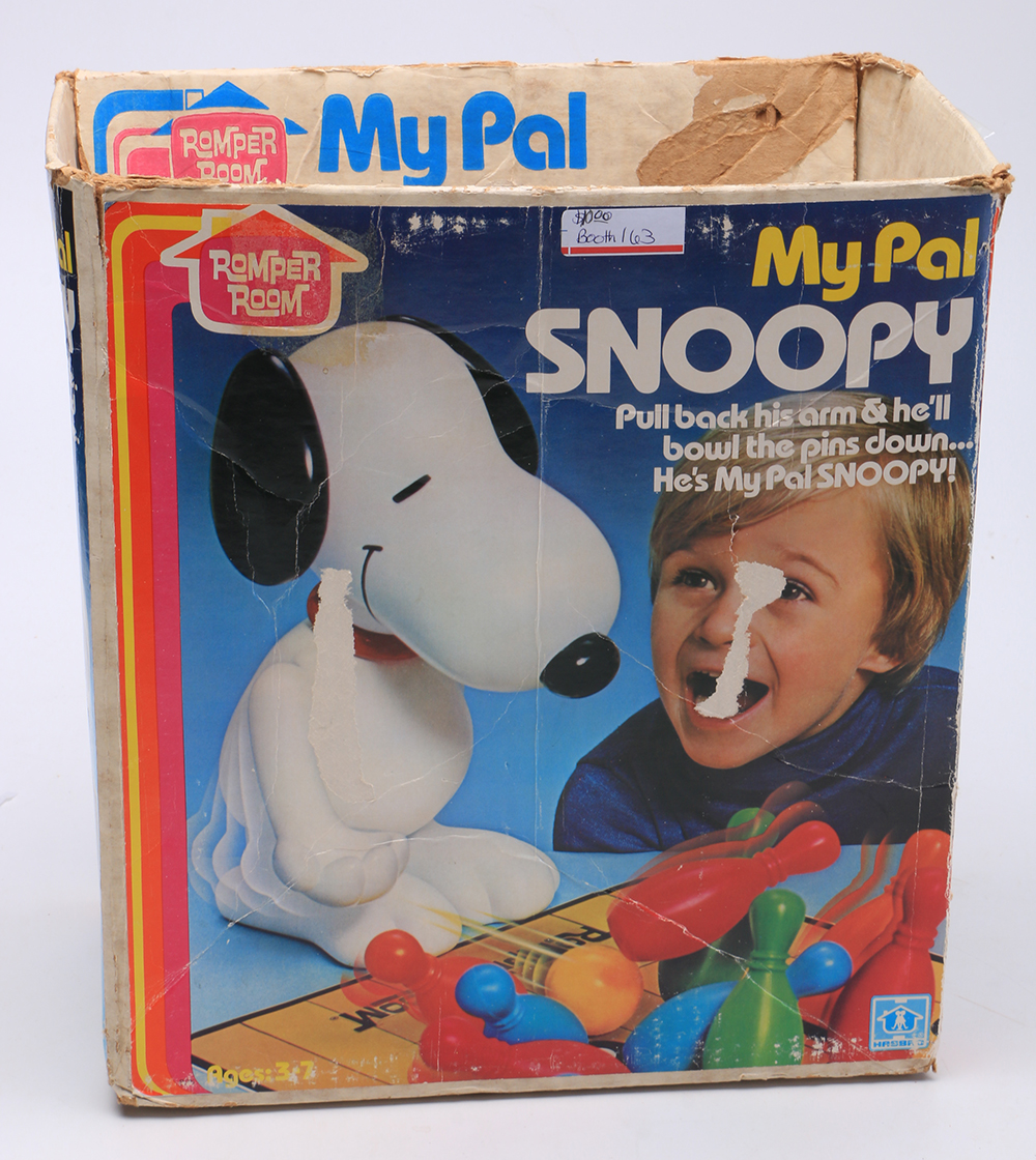 1980s Knickerbocker "Snoopy & Belle" Fashion Dolls with Other Vintage Snoopy Toys