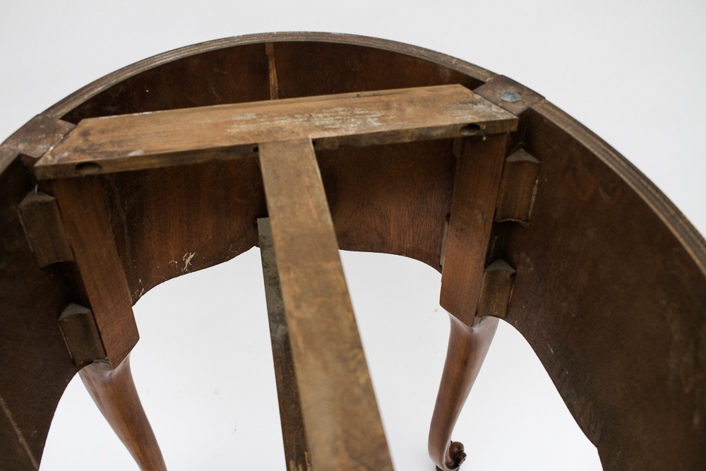 Pair of Weiman Heirloom Marble Topped Antique End Tables