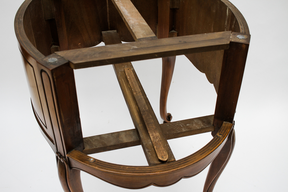 Pair of Weiman Heirloom Marble Topped Antique End Tables