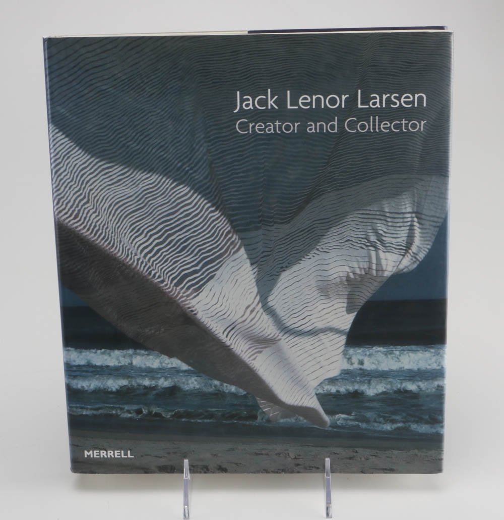 Books and Exhibition Catalogs on Contemporary Sculpture