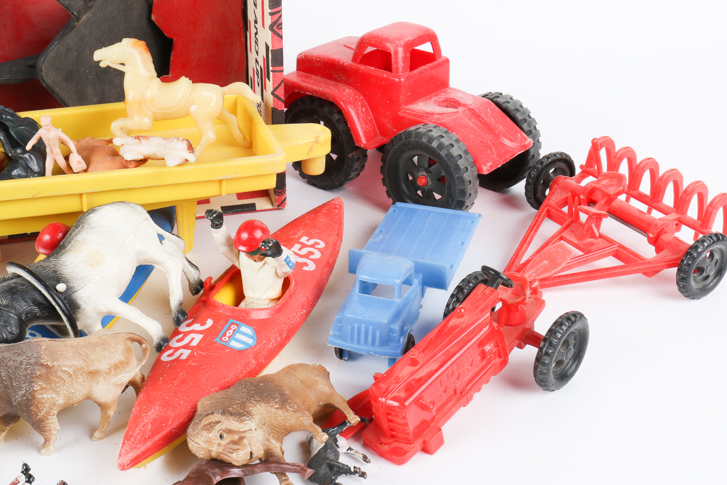 Vintage Plastic Toys Featuring Chilton "Granny-Ware" Play Cookware