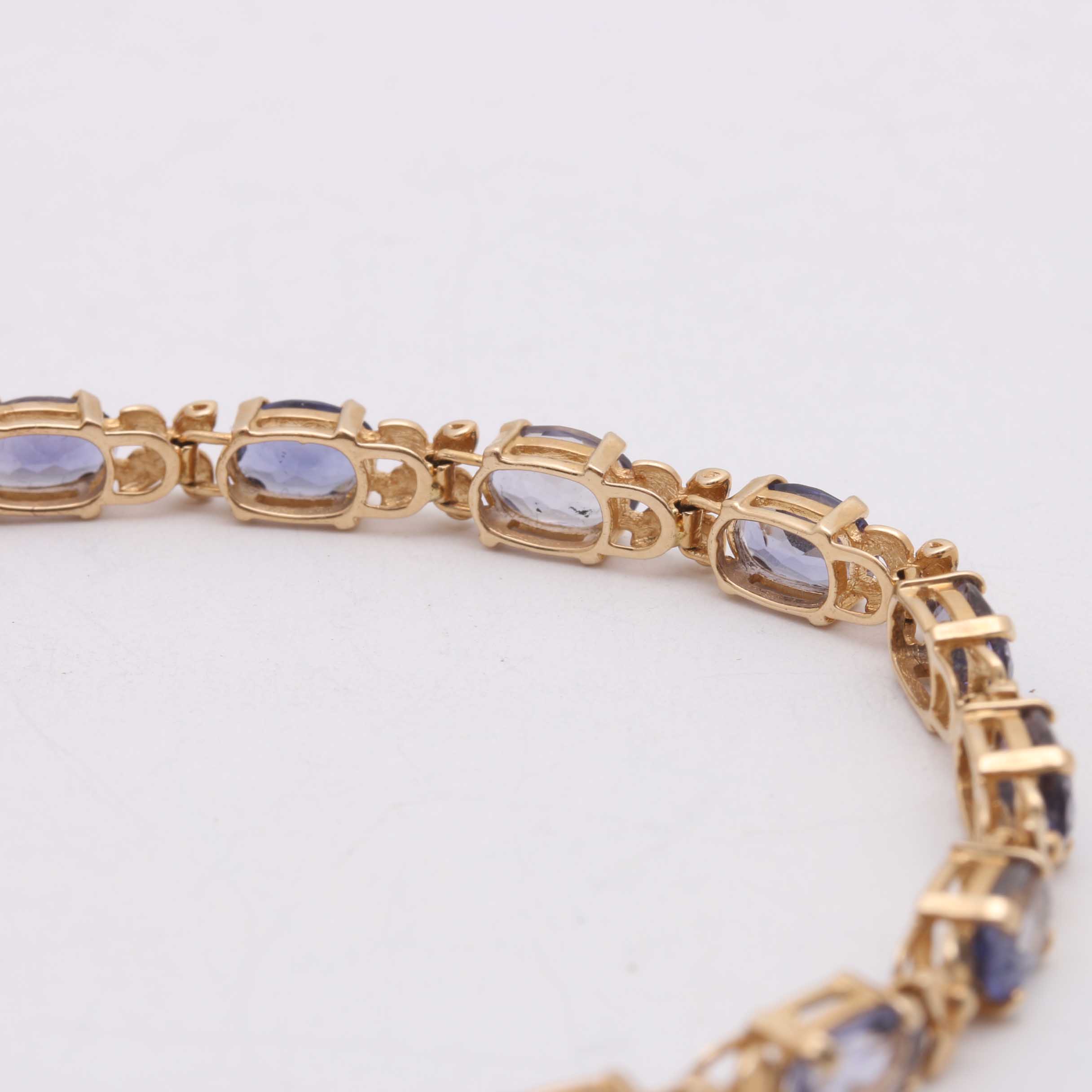 14K Yellow Gold Iolite and Floral Link Bracelet