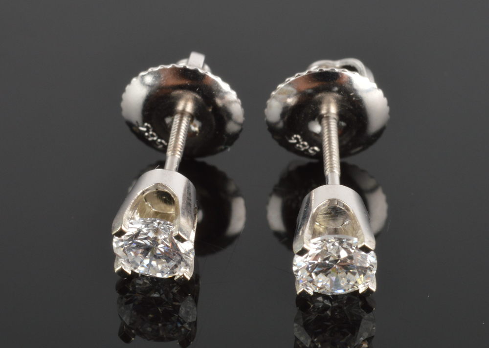 14K Solid White Gold 0.50 CTW Diamond Stud Earrings