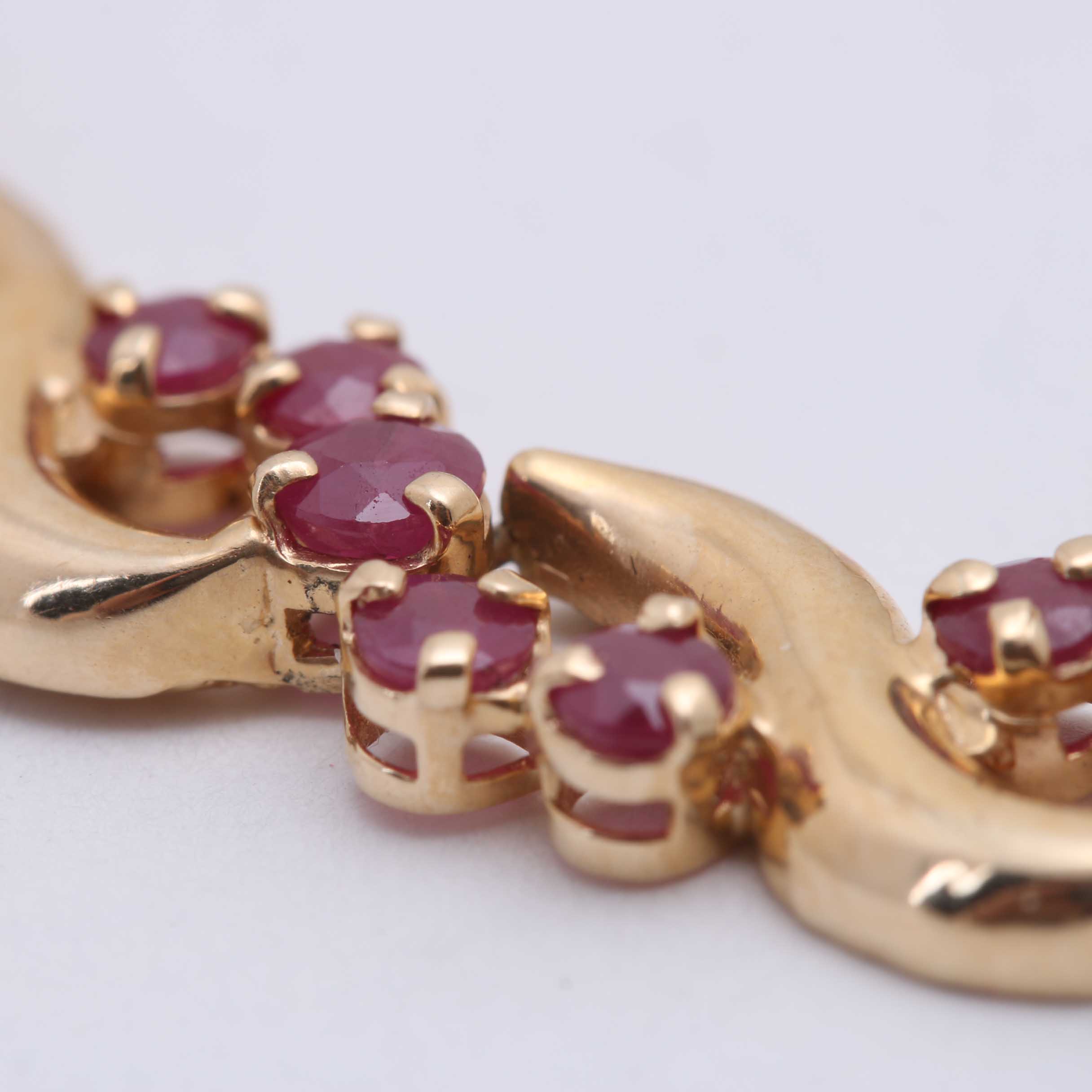 14K Yellow Gold Synthetic Ruby Bracelet