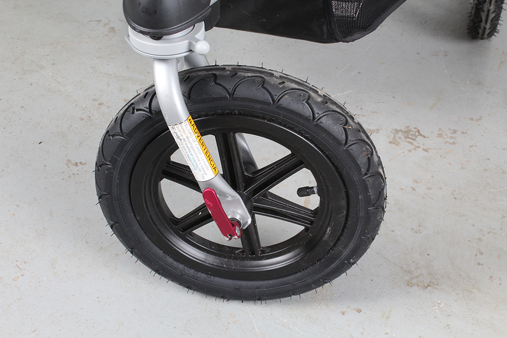 Avi Jogging Stroller by Urbini