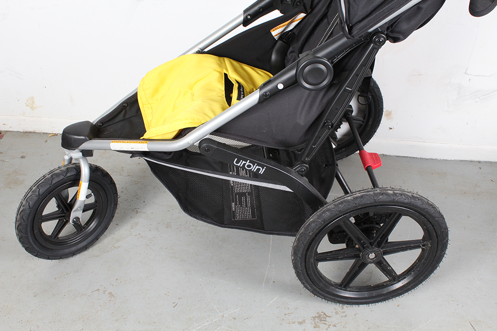 Avi Jogging Stroller by Urbini