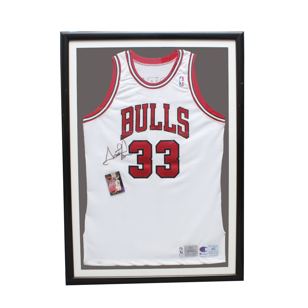 Framed and Signed Scottie Pippen "33" Chicago Bulls Basketball Jersey