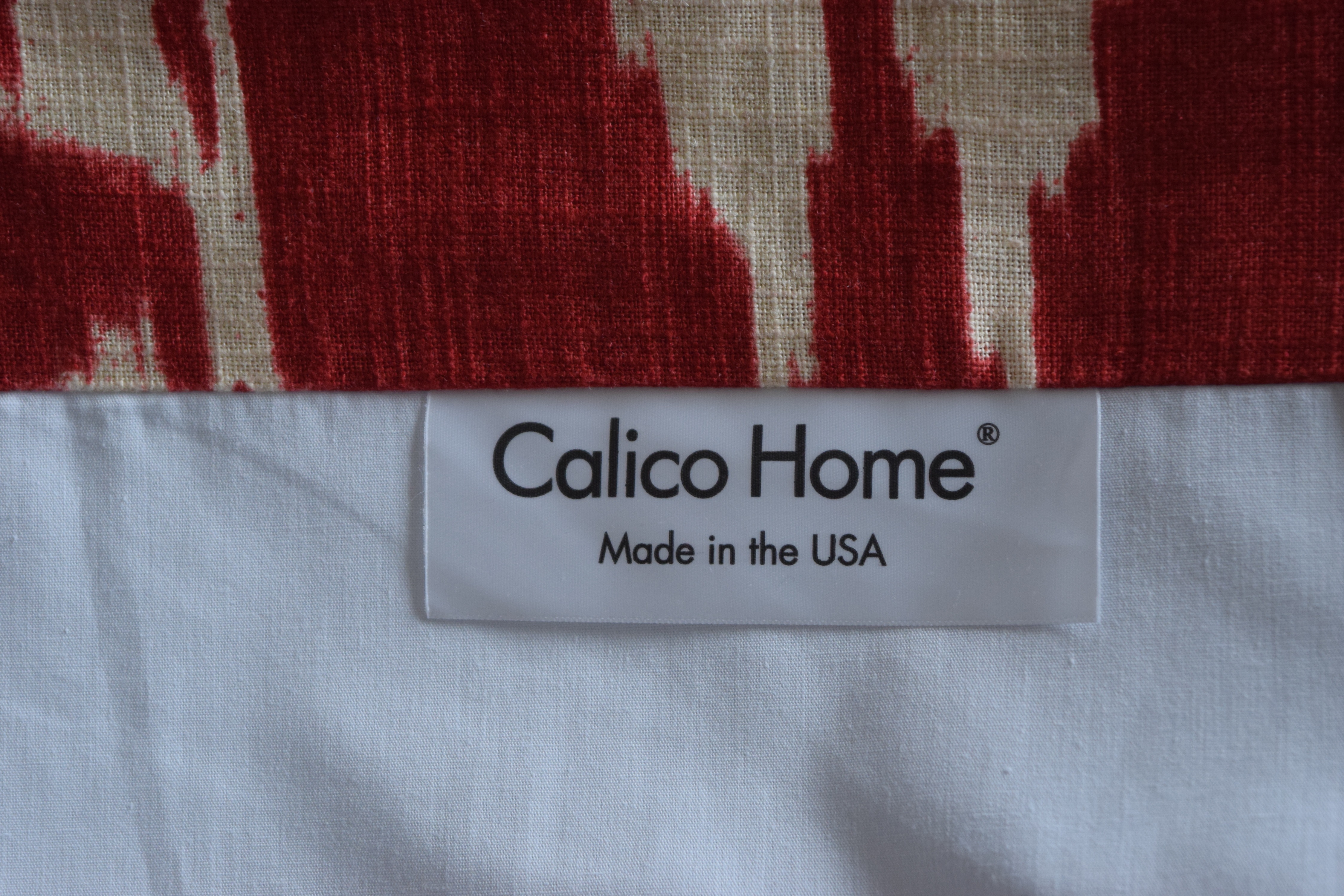 Ethan Allen Horizons Lotus Double Bed with Duvet Cover & Pillows