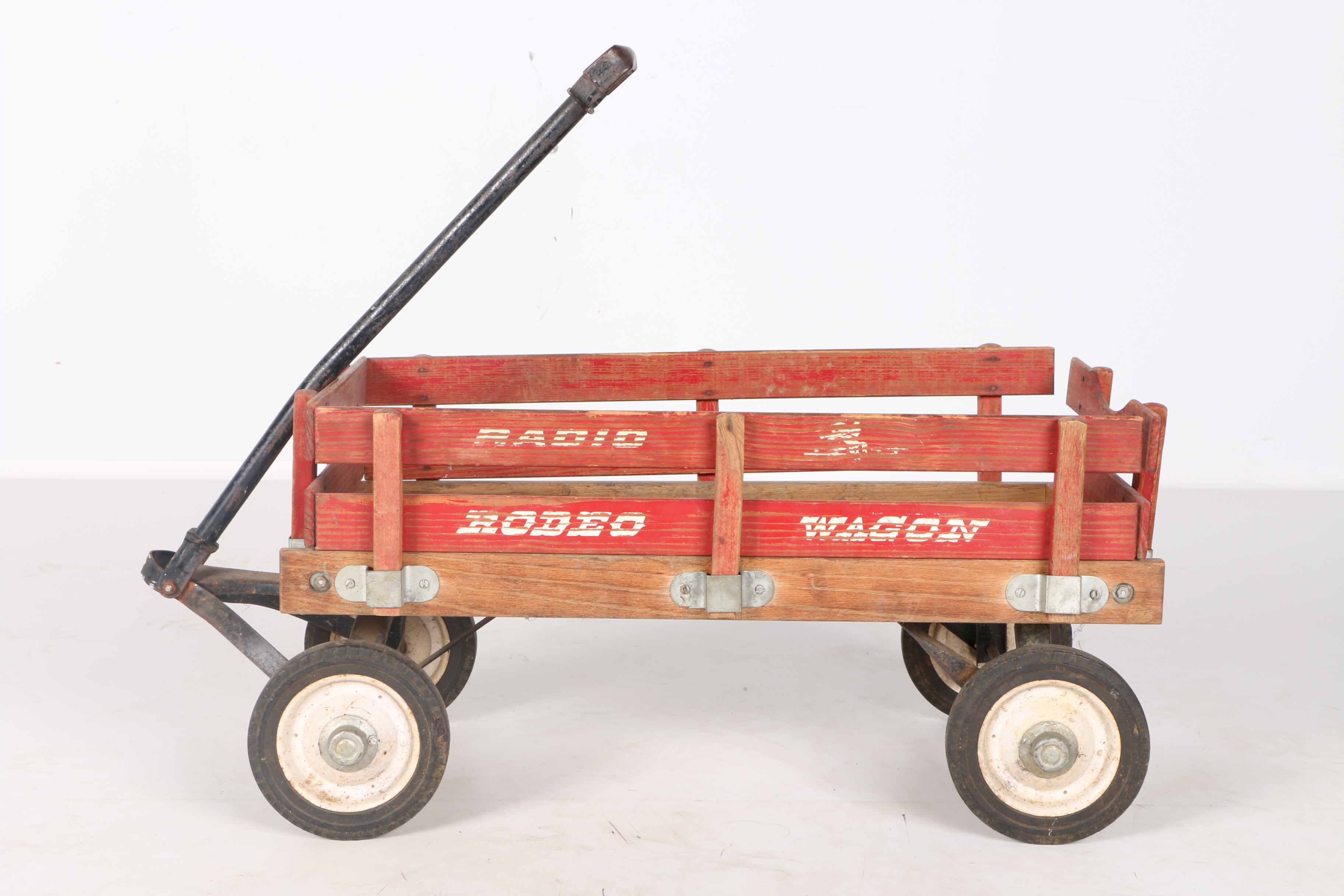 Radio Flyer Rodeo Wagon