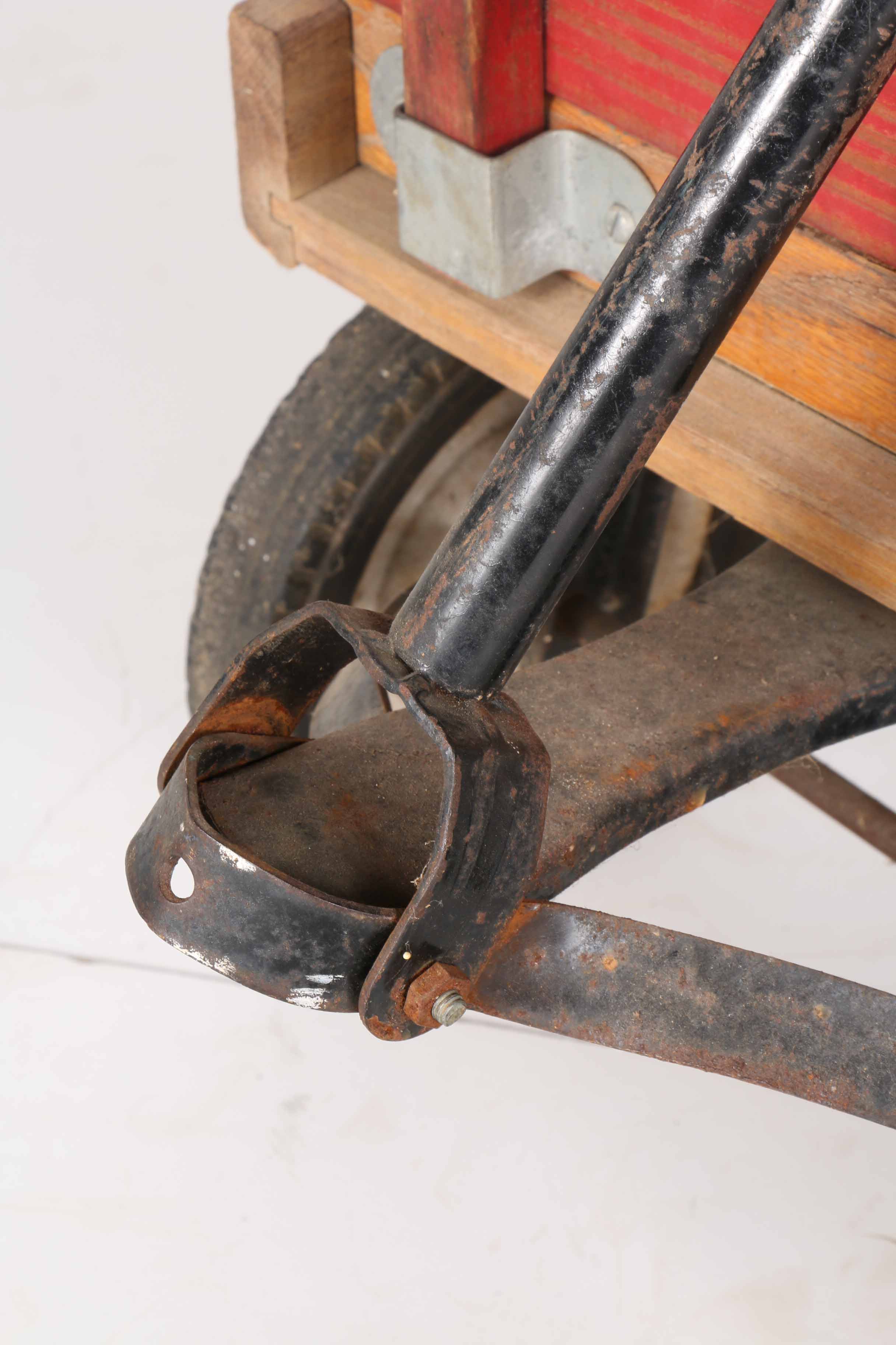 Radio Flyer Rodeo Wagon