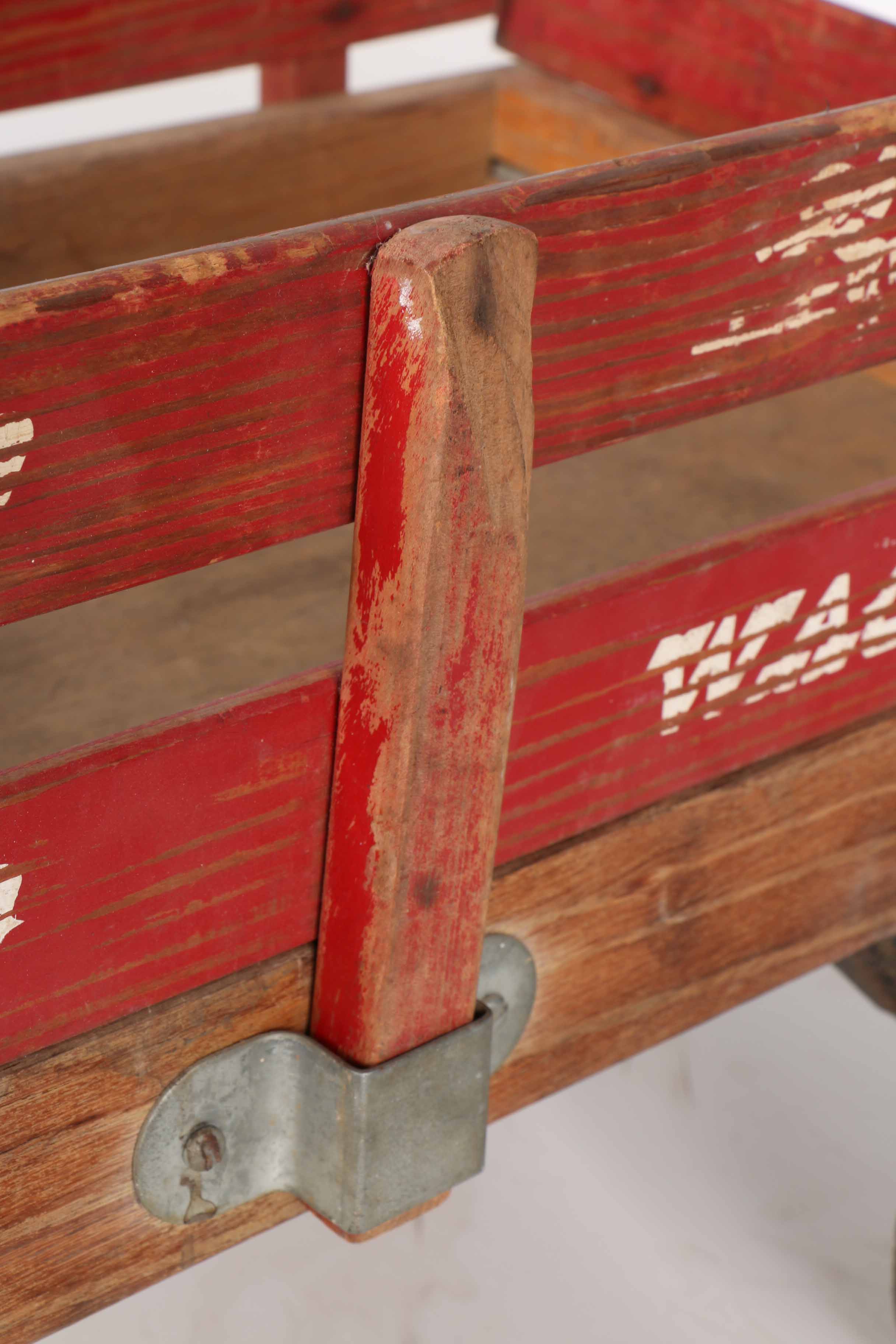 Radio Flyer Rodeo Wagon