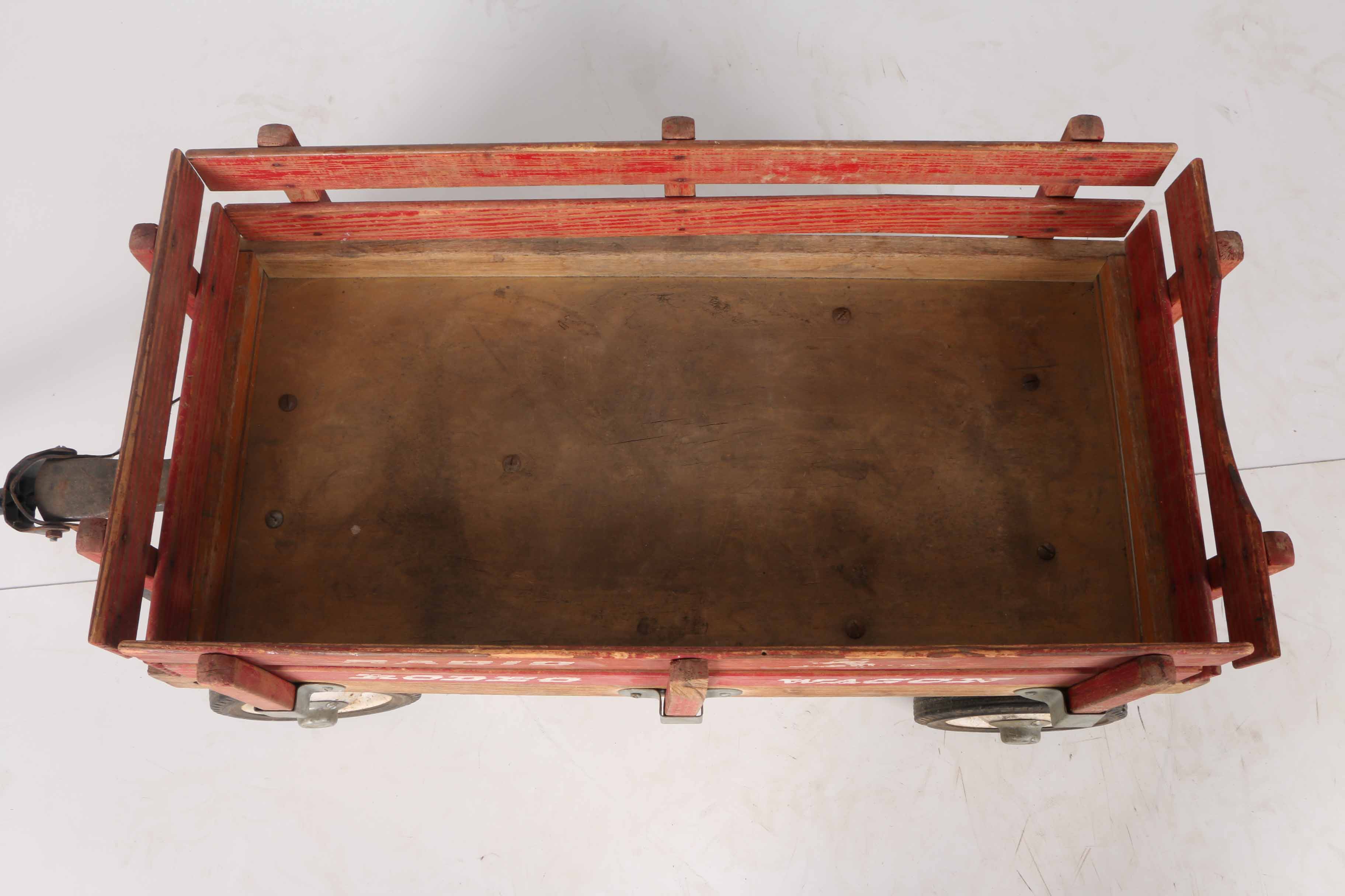 Radio Flyer Rodeo Wagon