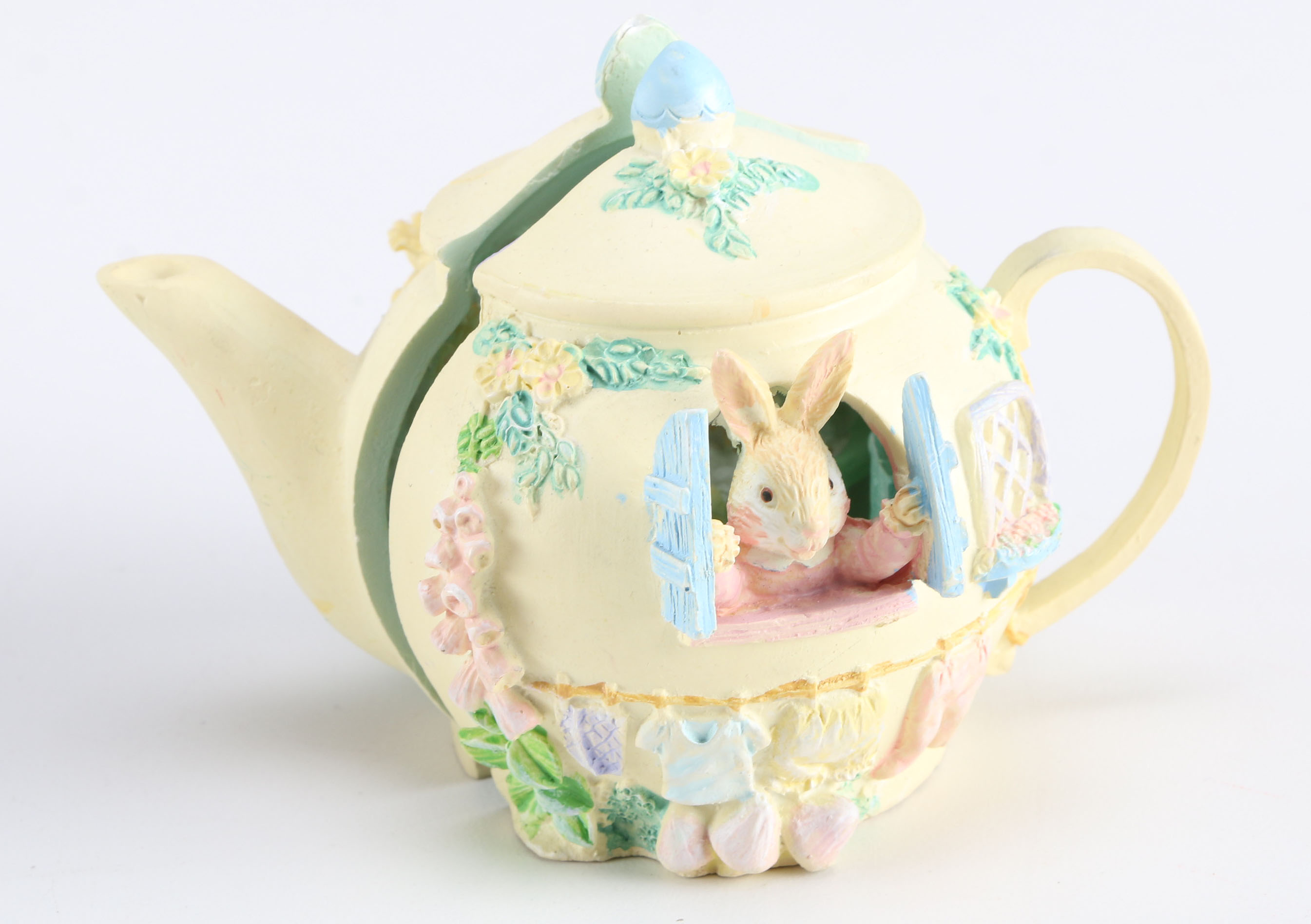 Decorative Figurines