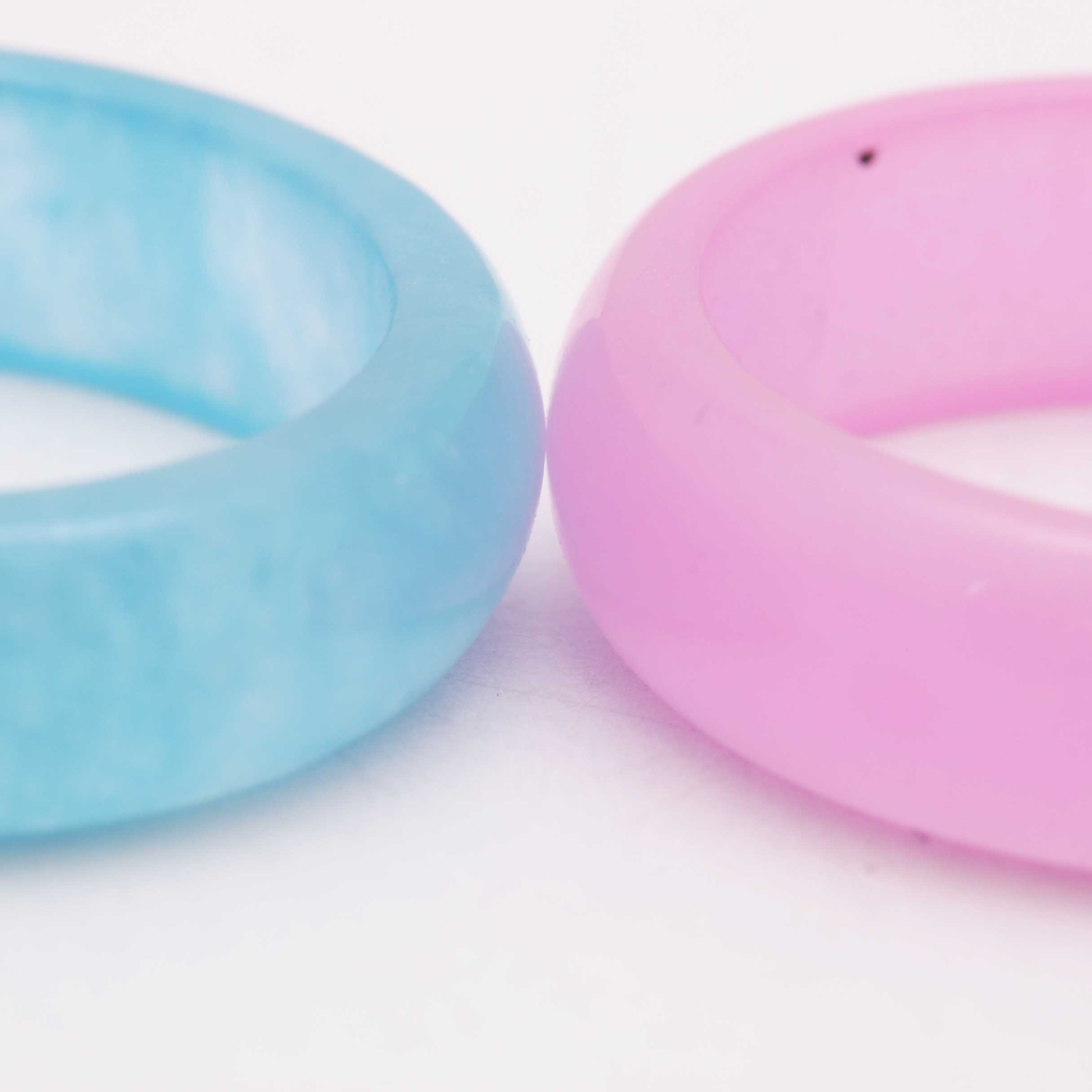 Pair of Carved Jadeite Bands