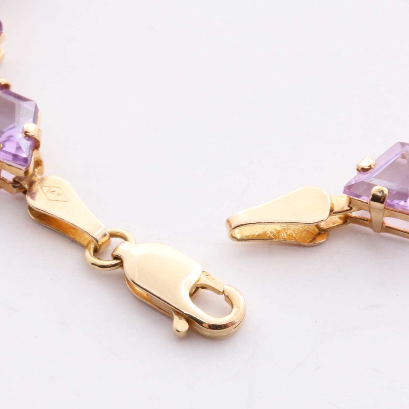 14K Yellow Gold Amethyst Bracelet
