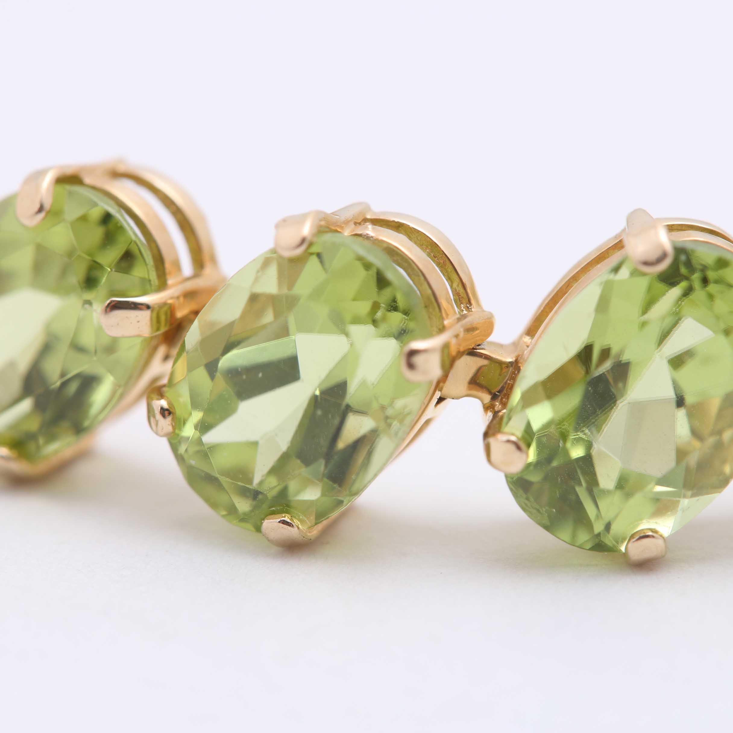 14K Yellow Gold Peridot Bracelet