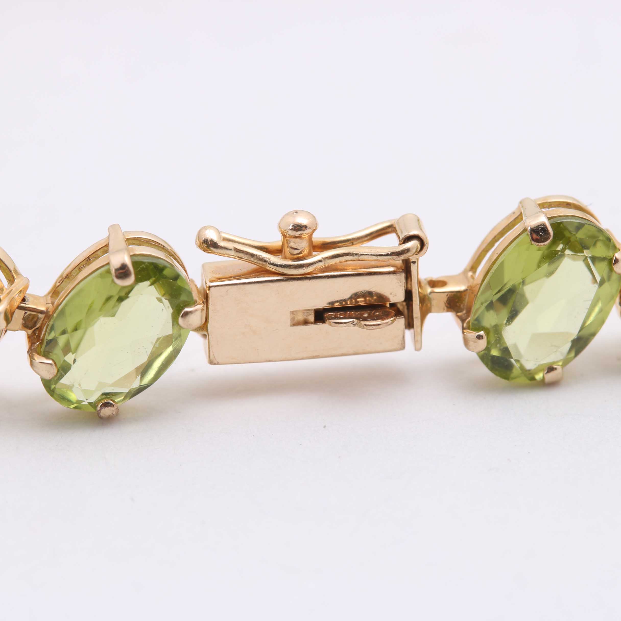 14K Yellow Gold Peridot Bracelet