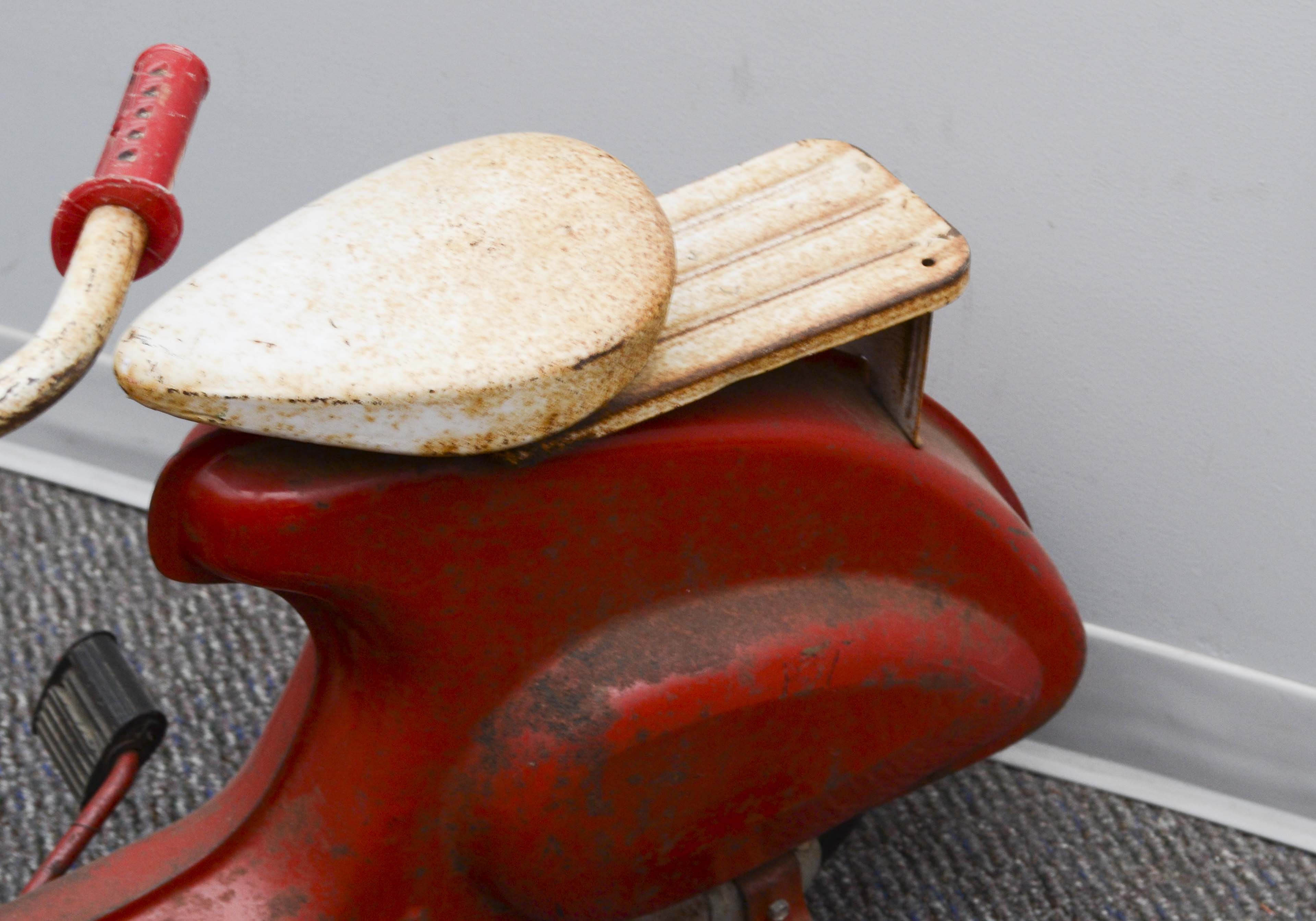 Vintage Super Sonda Red Pedal Cruiser