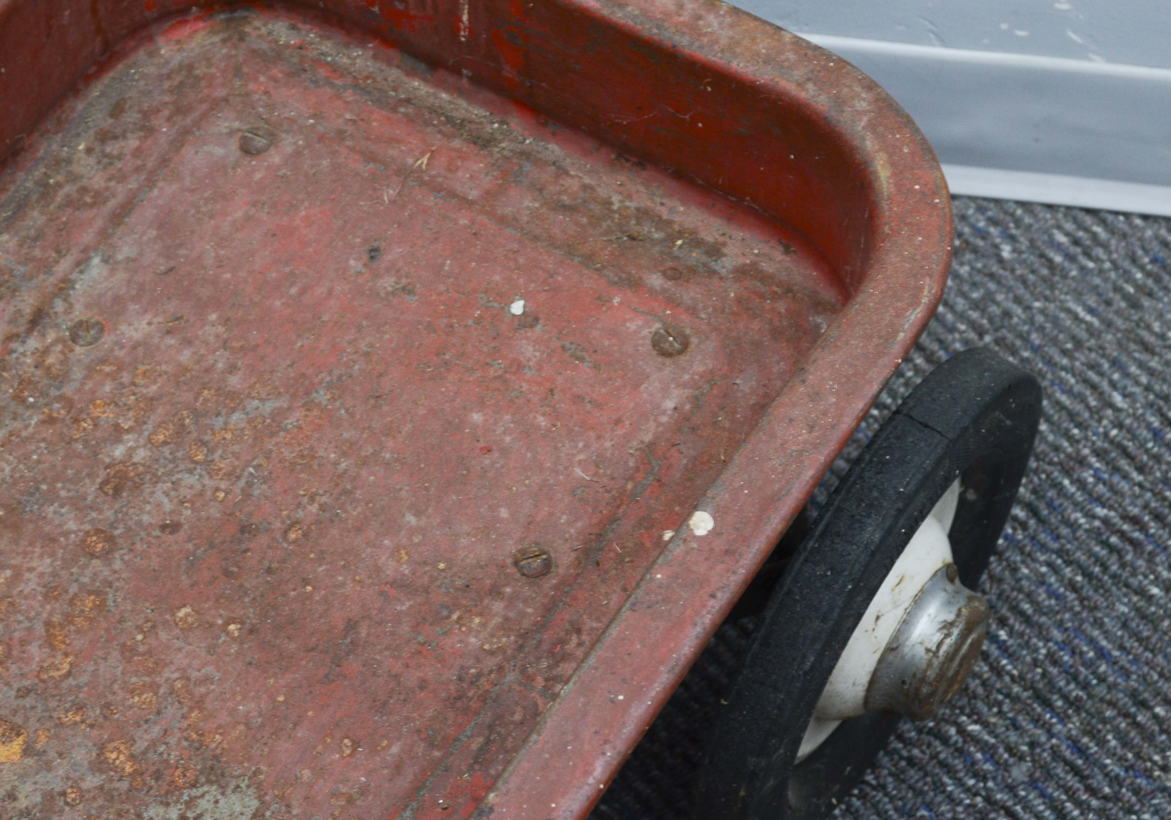 Vintage Greyhound Wagon