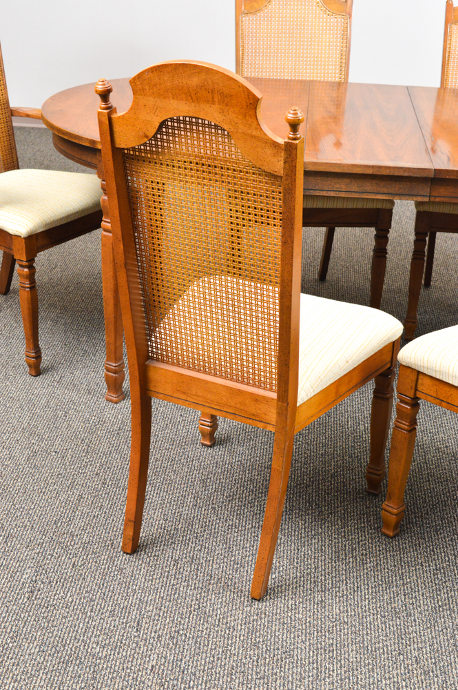 Dining Set by Singer Furniture