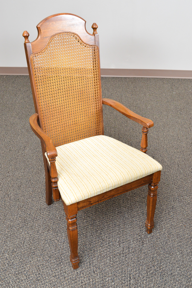 Dining Set by Singer Furniture