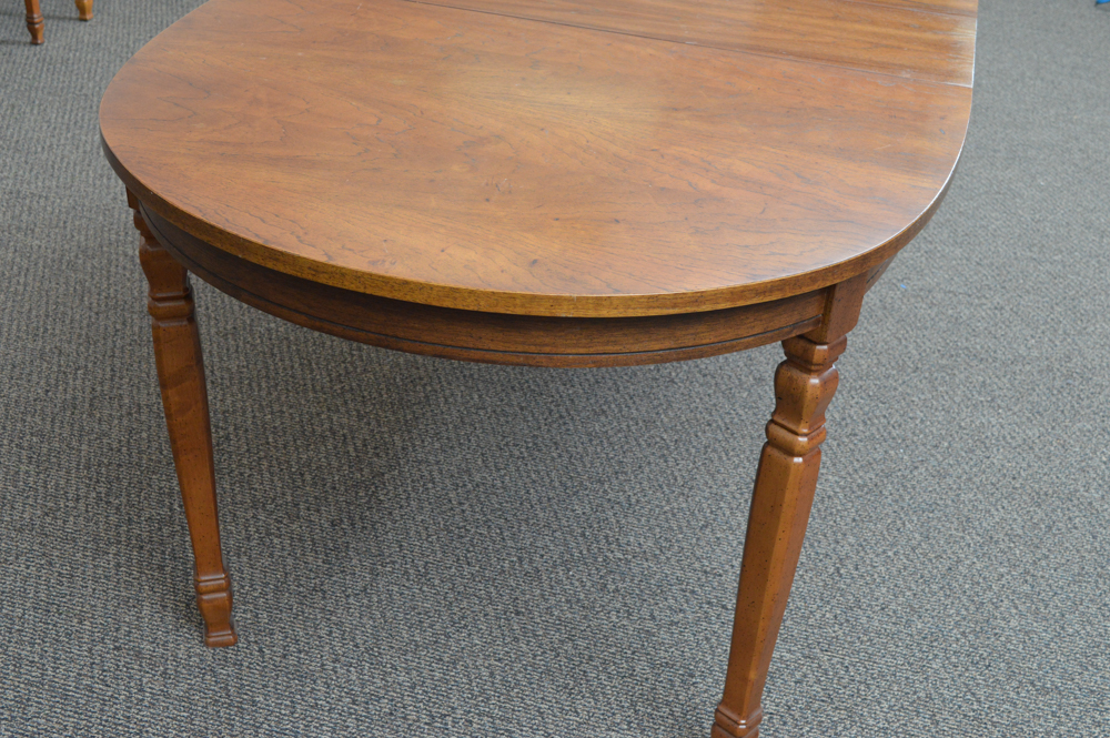 Dining Set by Singer Furniture