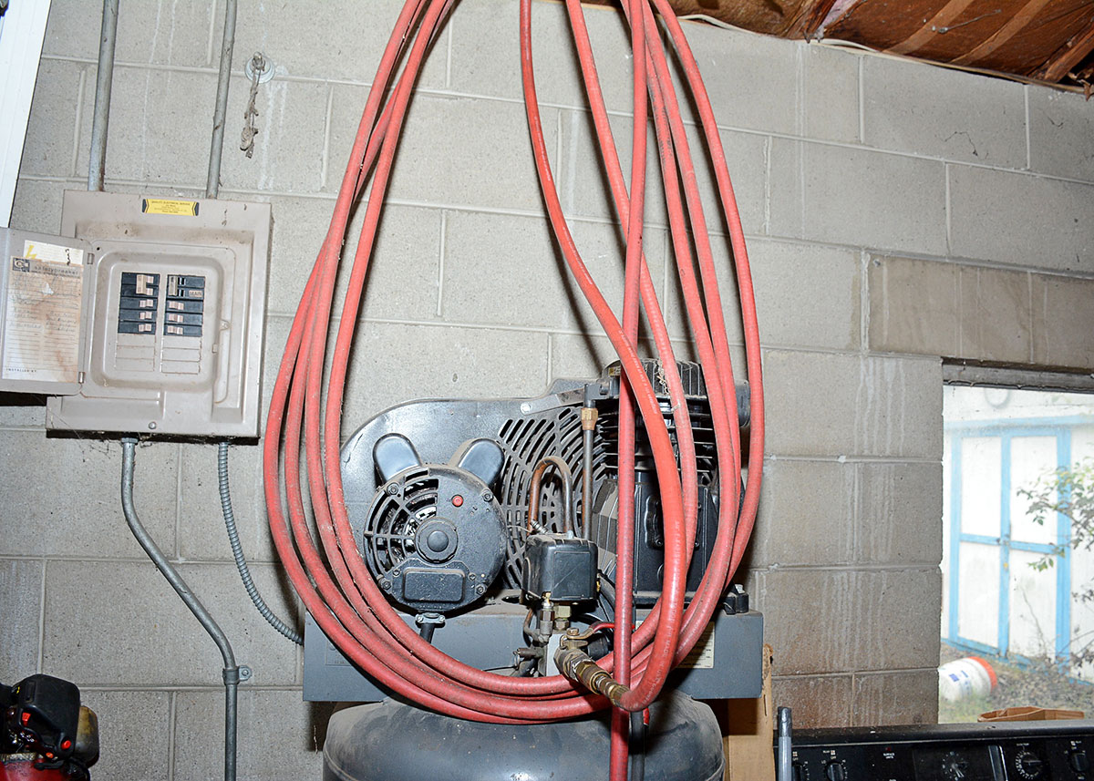 Ingersol Charge Air Pro 5HP Air Compressor