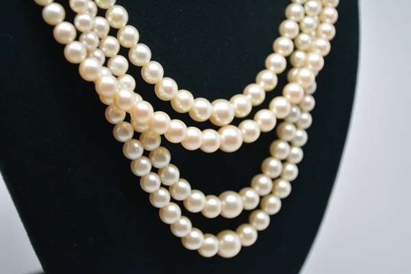 14K Quadruple Strand Akoya Cultured Pearl Necklace