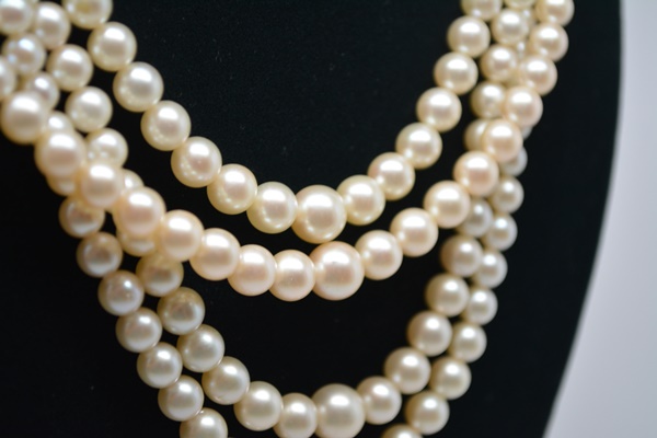 14K Quadruple Strand Akoya Cultured Pearl Necklace