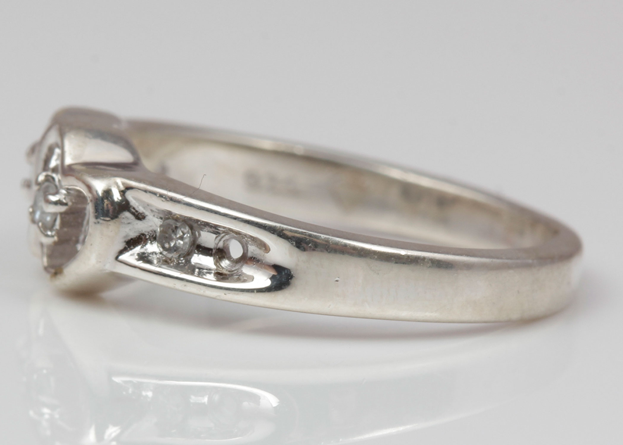 Sterling Silver Diamond Heart Ring
