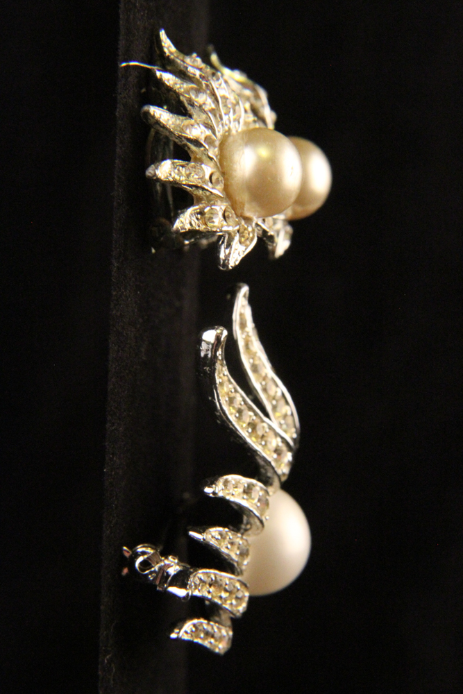 Vintage Marvella Double Strand Necklace and Celebrity Jewelry Set