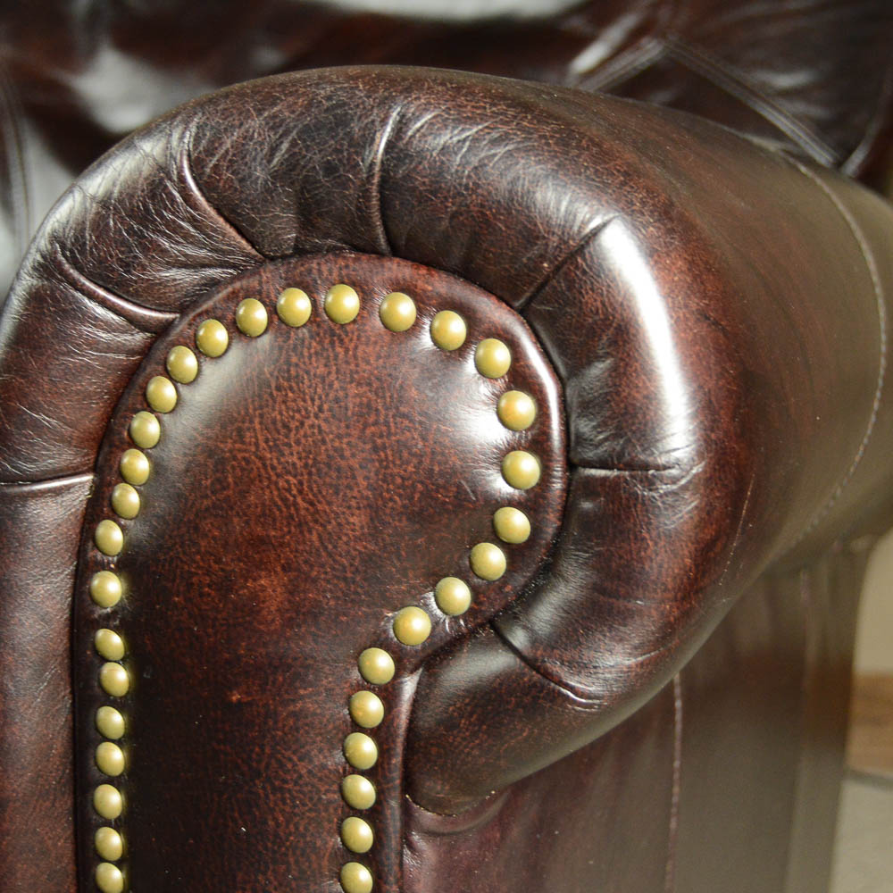 Robinson & Robinson Leather Recliner