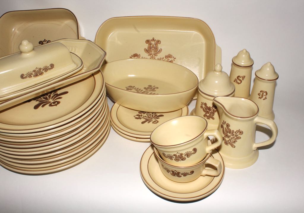 Pfaltzgraff "Village" Stoneware Dinnerware
