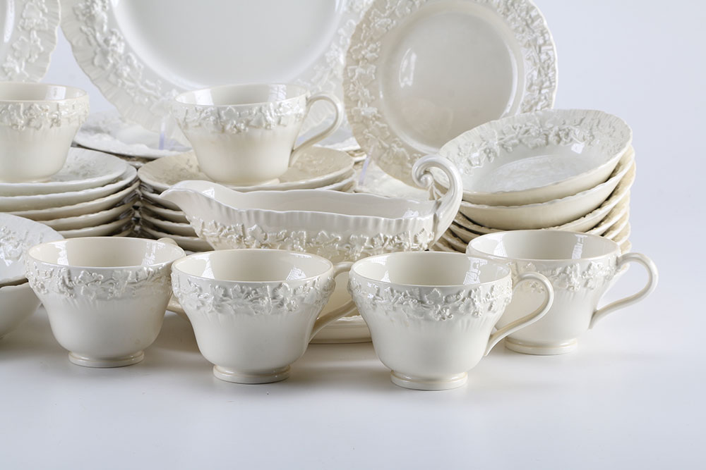 Wedgwood "Queens Ware" Dinner Service with Feather Edge Molding