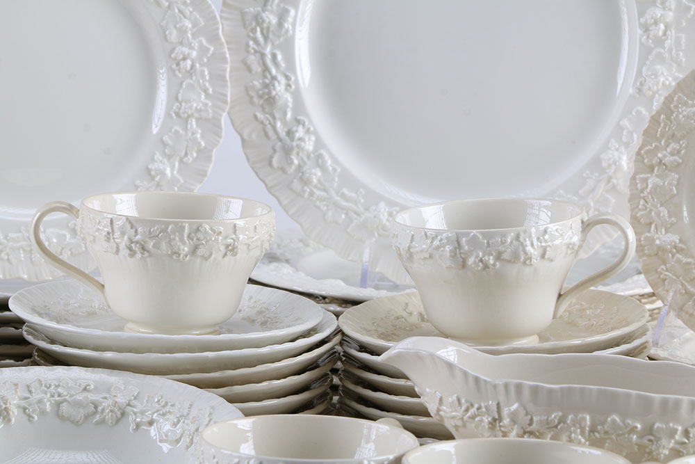 Wedgwood "Queens Ware" Dinner Service with Feather Edge Molding