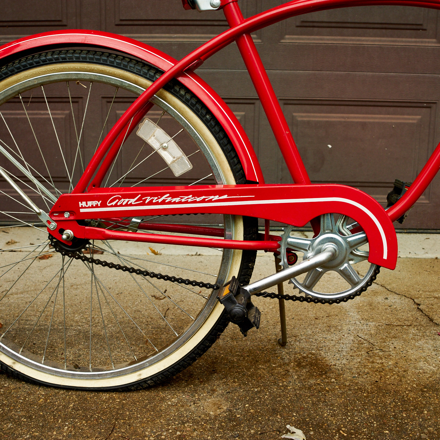 Vintage Huffy "Good Vibrations" Beach Cruiser