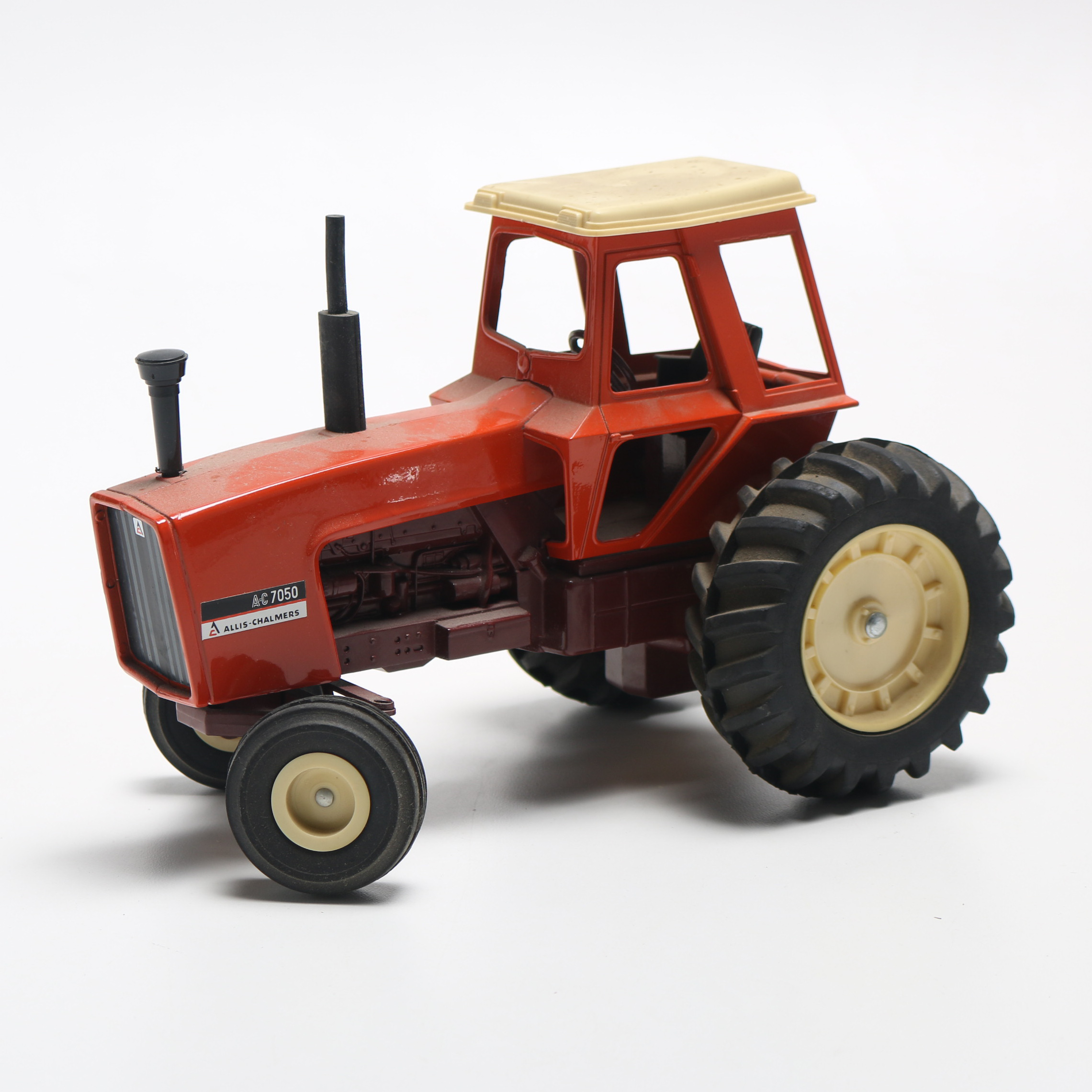 Allis-Chalmers "A-C 7050" Model Tractor
