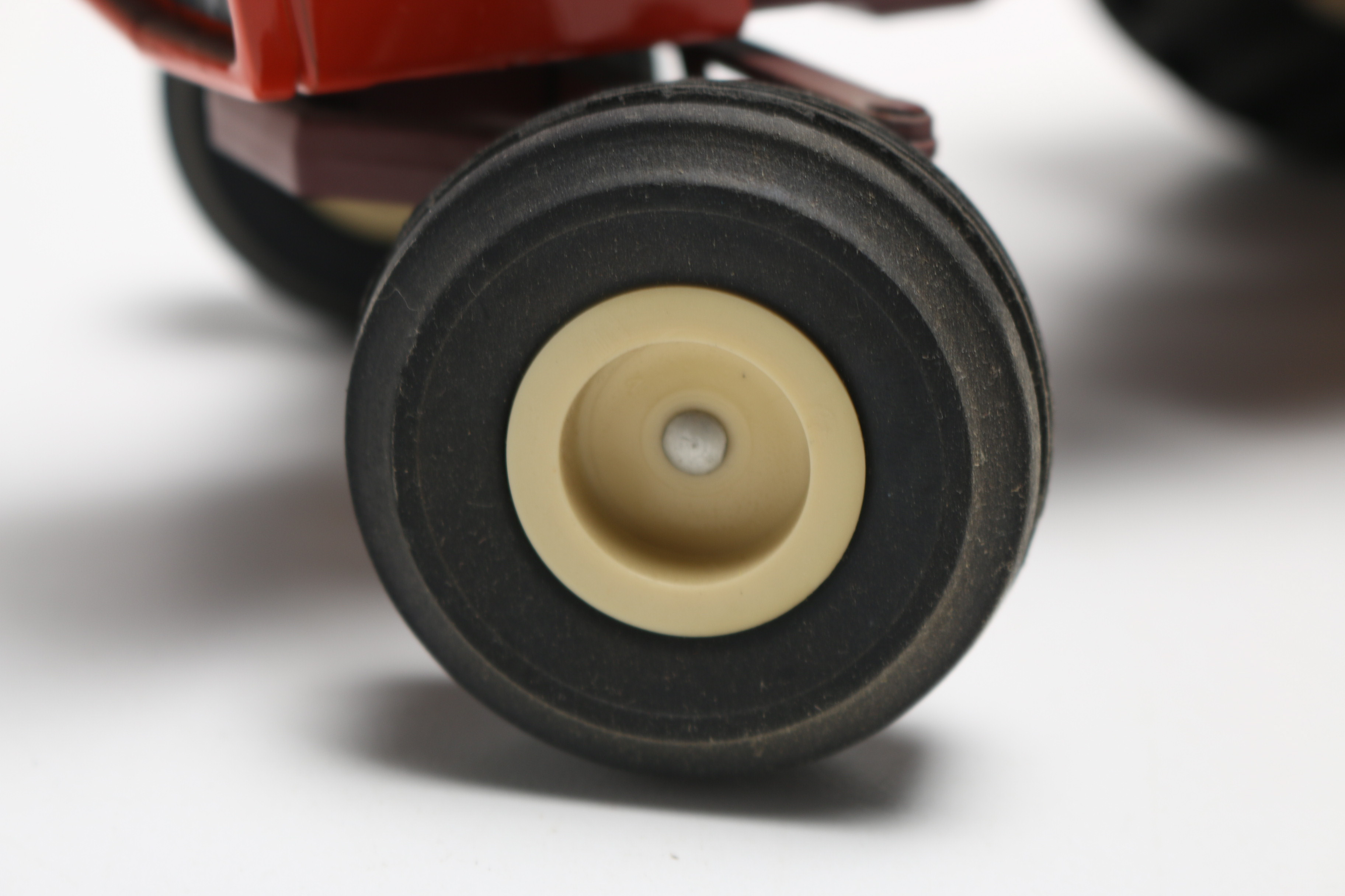 Allis-Chalmers "A-C 7050" Model Tractor