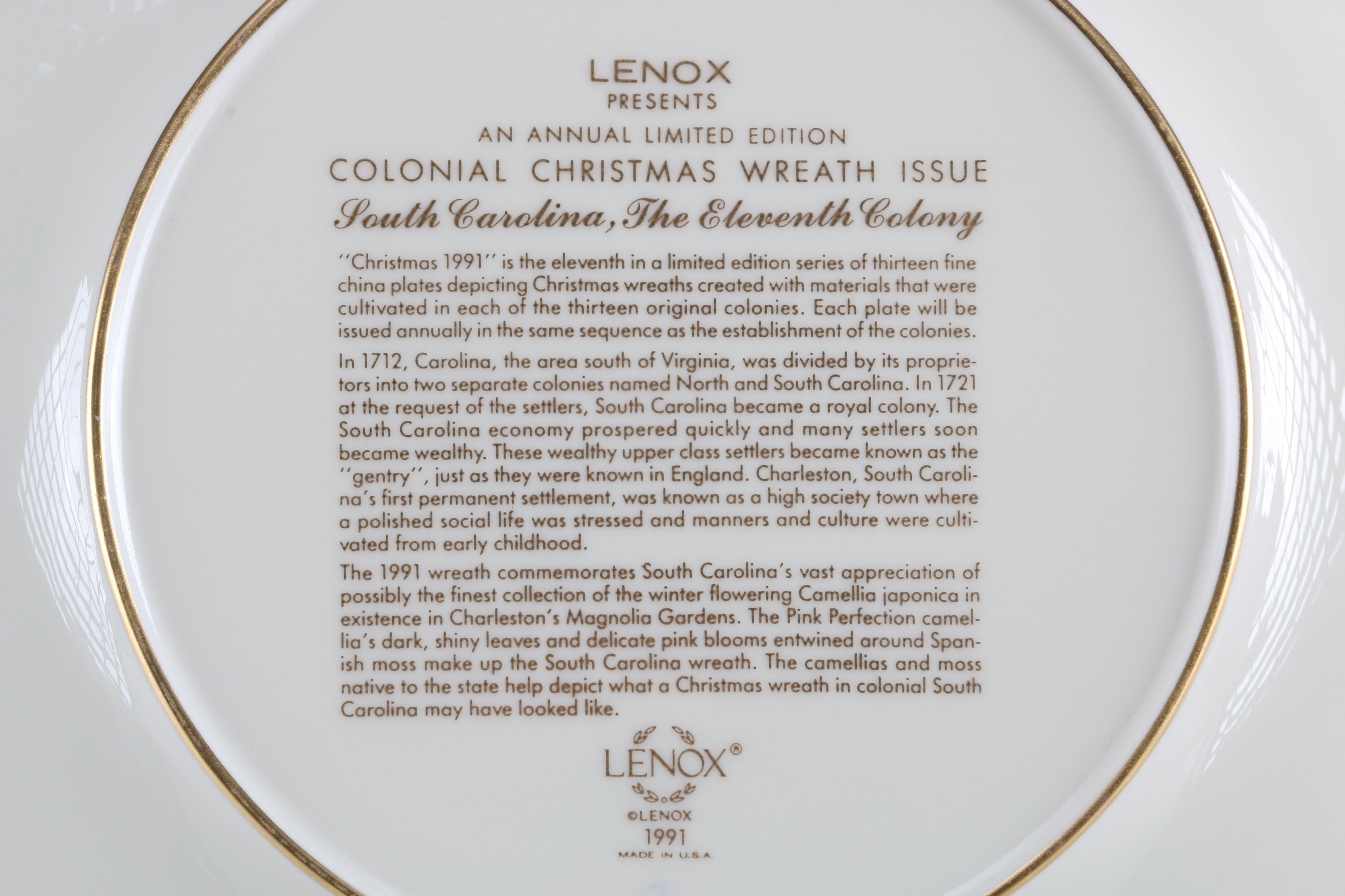 Lenox Limited Edition "Christmas 1991" Plate From "Colonial Christmas Wreath Series"